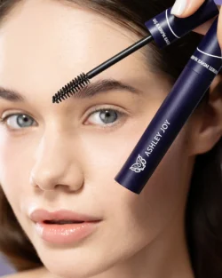 Fotoğraf: Burak Bulut Yıldırım doğal yakın çekim güzellik kaş maskarası