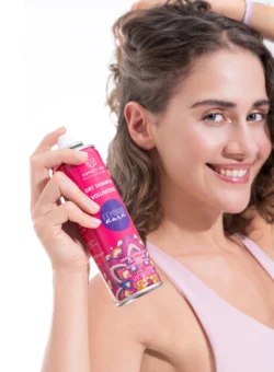 Fotoğraf: Burak Bulut Yıldırım gülümsüyor canlı kozmetik temiz neşeli