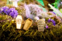 Fotoğraf: Burak Bulut Yıldırım gotik, altın, tabut, yüzükler, romantik